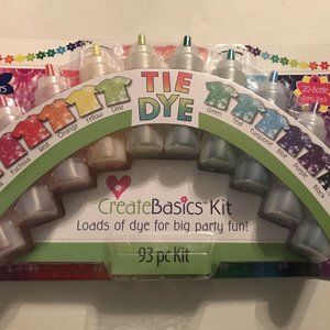 Create Basics 93 pc Tie Dye Kit 20 Bottles New